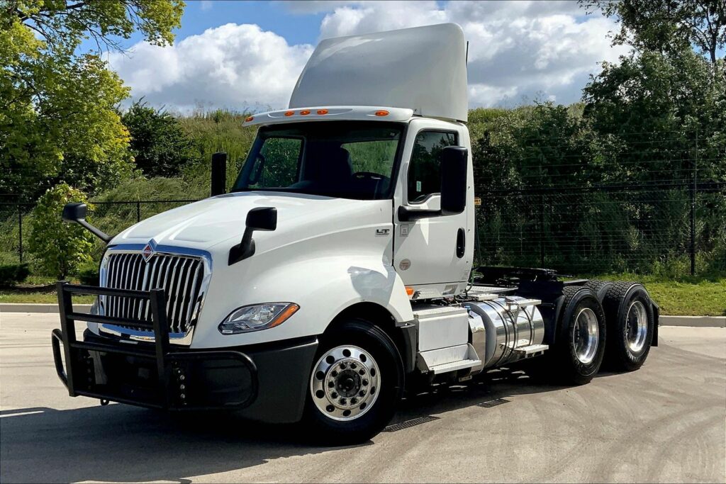 2019 INT LT625 6×4 Day Cab