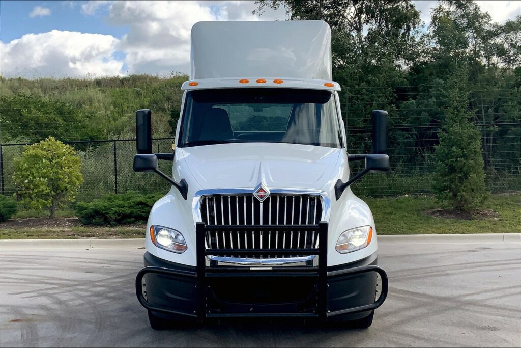 2019 INT LT625 6×4 Day Cab
