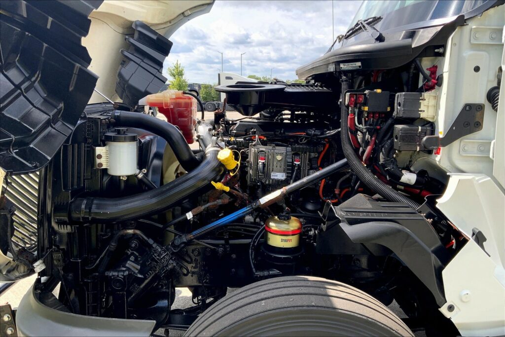 2019 INT LT625 6×4 Day Cab