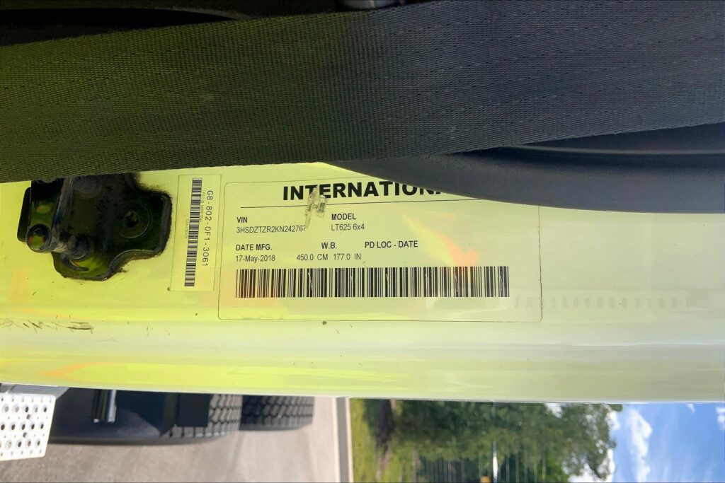 2019 INT LT625 6×4 Day Cab