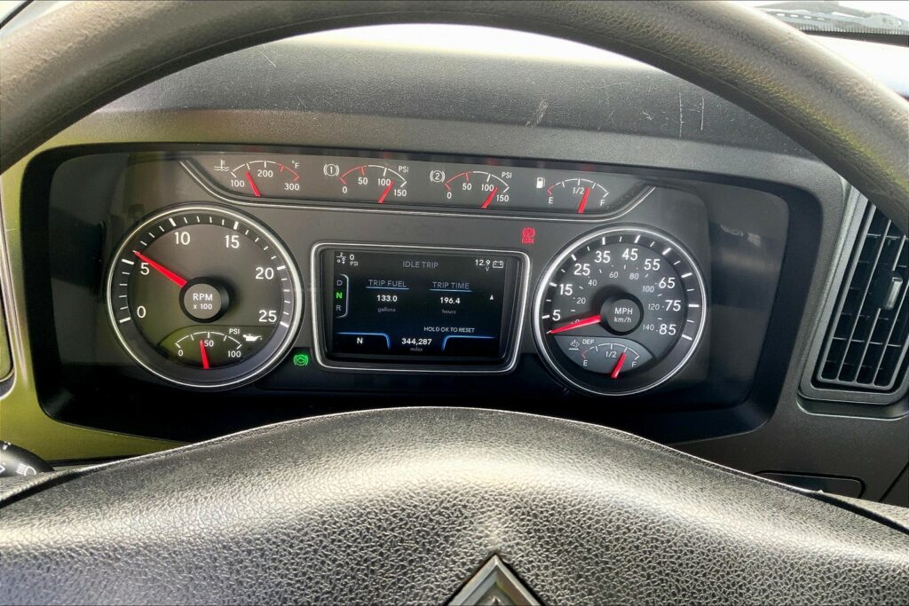 2019 INT LT625 6×4 Day Cab