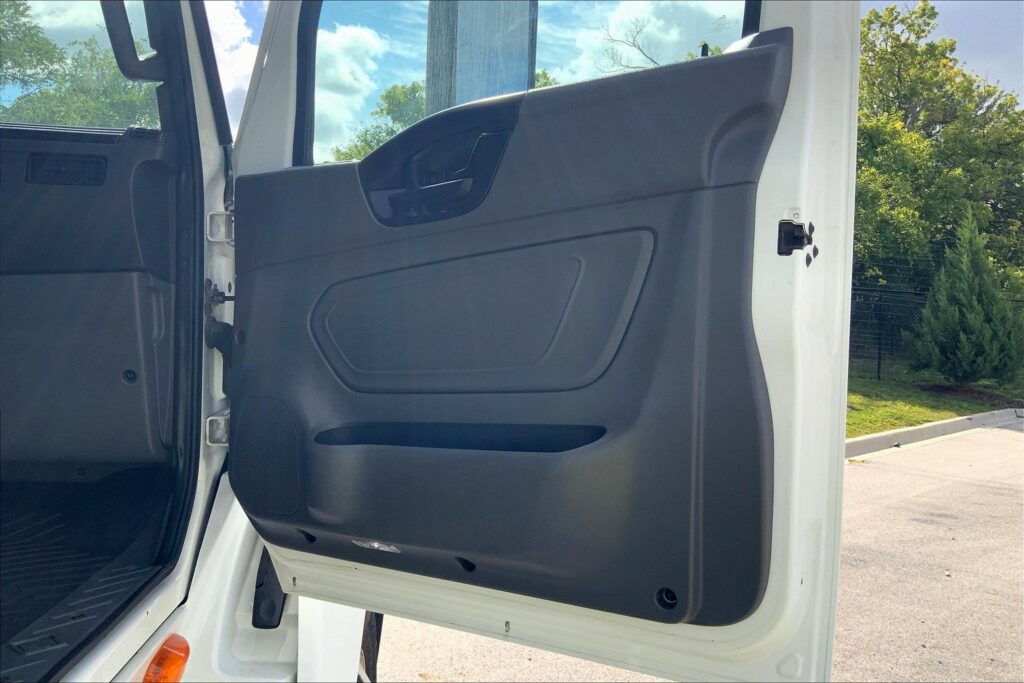 2020 INT LT625 6×4 Day Cab