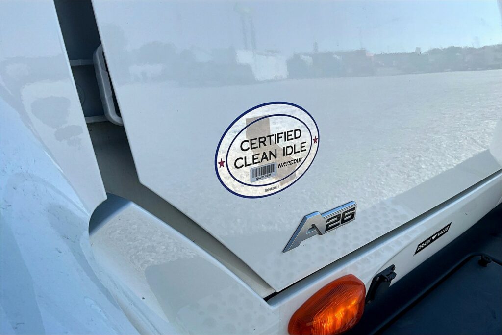 2022 INT LT625 6×4 Sleeper