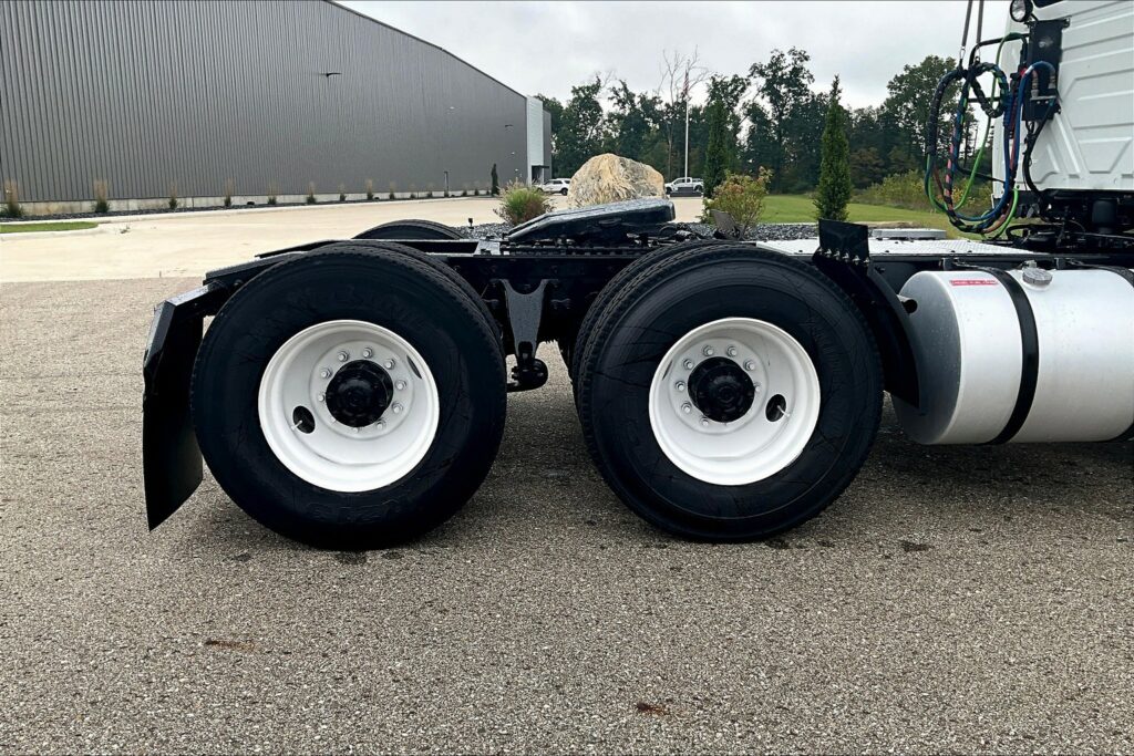 2019 INT LT625 6×4 Day Cab