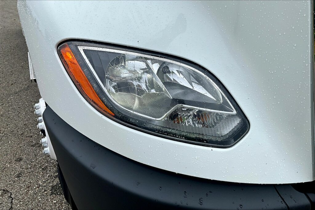 2019 INT LT625 6×4 Day Cab