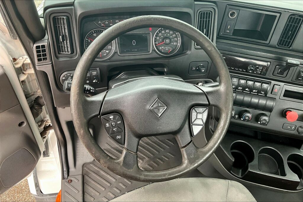 2019 INT LT625 6×4 Day Cab