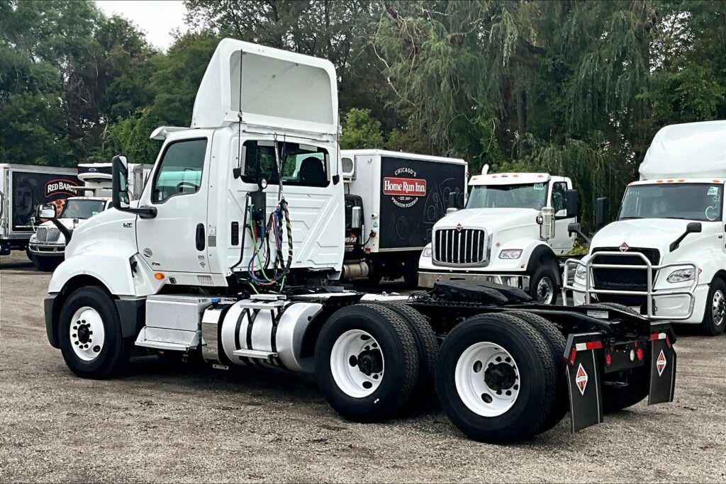 2019 INT LT625 6×4 Day Cab