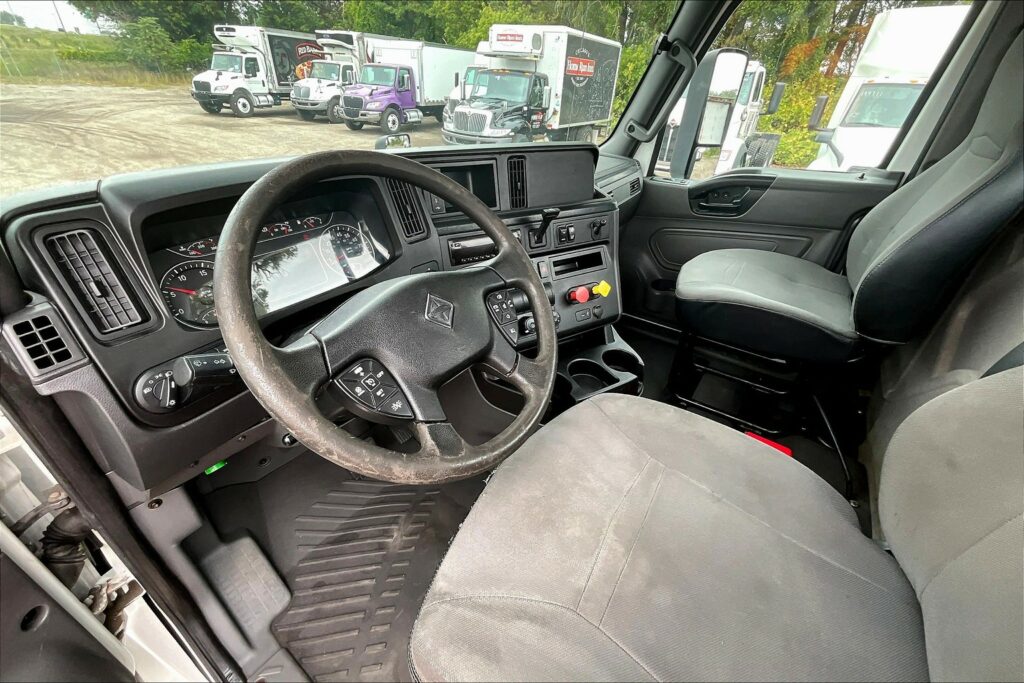 2019 INT LT625 6×4 Day Cab