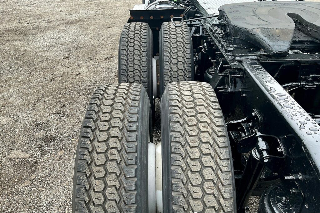 2019 INT LT625 6×4 Day Cab