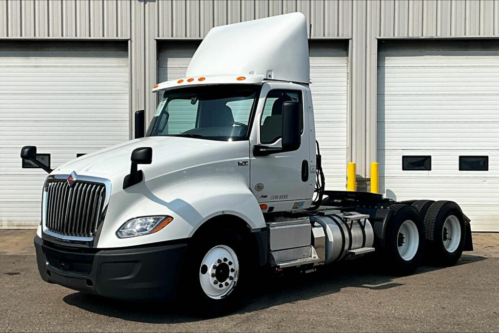 2019 INT LT625 6×4 Day Cab