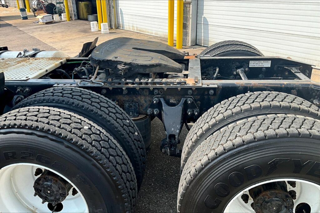 2019 INT LT625 6×4 Day Cab