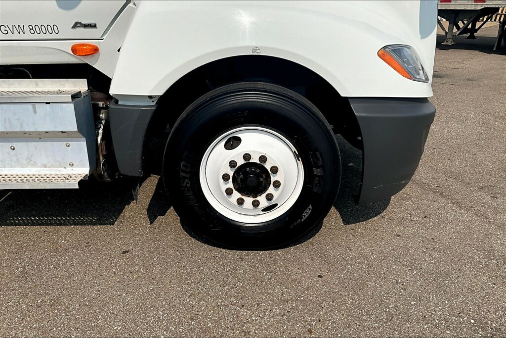 2019 INT LT625 6×4 Day Cab