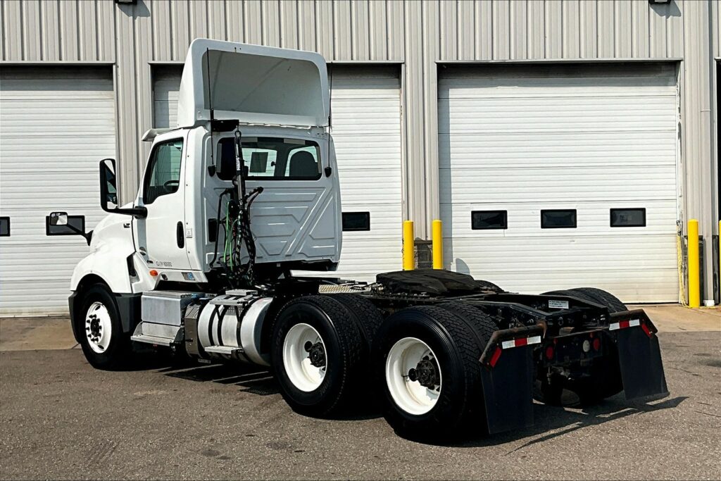 2019 INT LT625 6×4 Day Cab