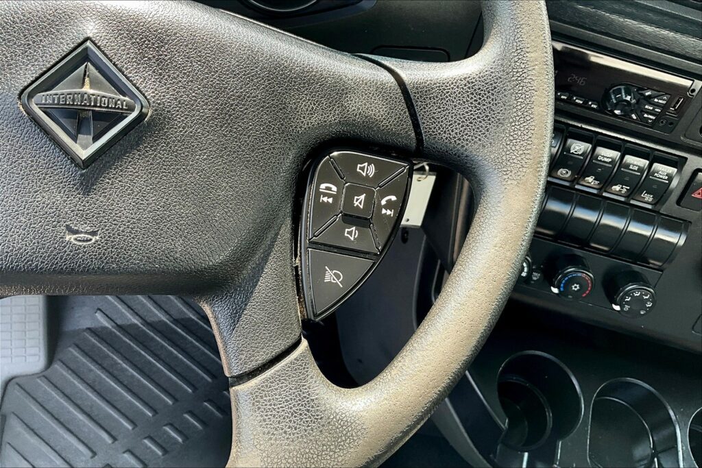 2019 INT LT625 6×4 Day Cab