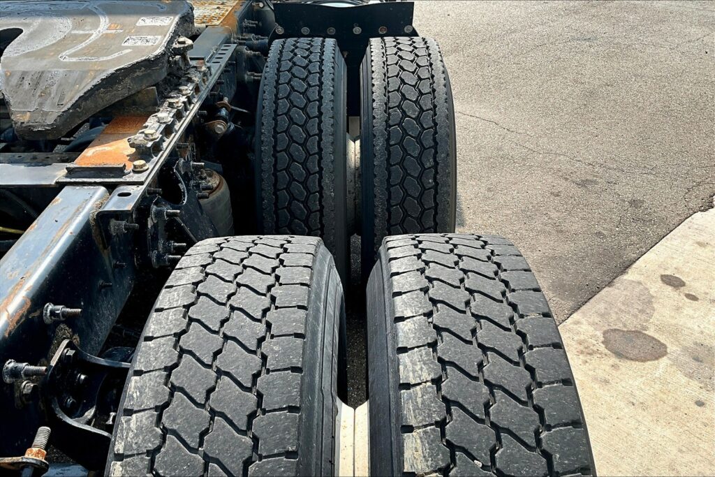 2019 INT LT625 6×4 Day Cab