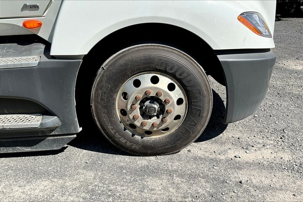 2022 INT LT625 6×4 Sleeper