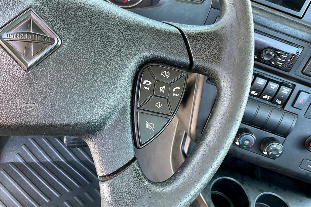 2019 INT LT625 6×4 Day Cab