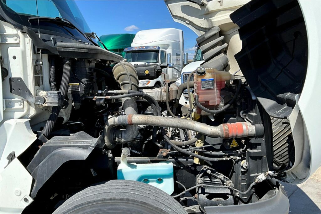 2019 INT LT625 6×4 Day Cab