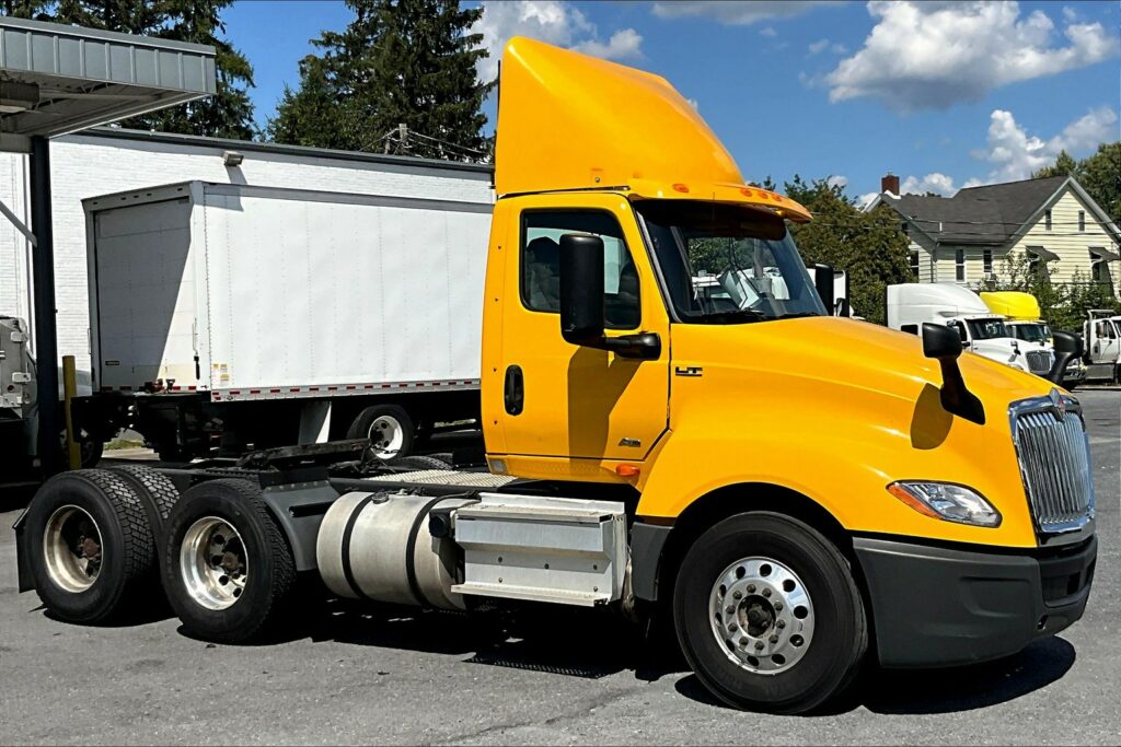 2019 INT LT625 6×4 Day Cab