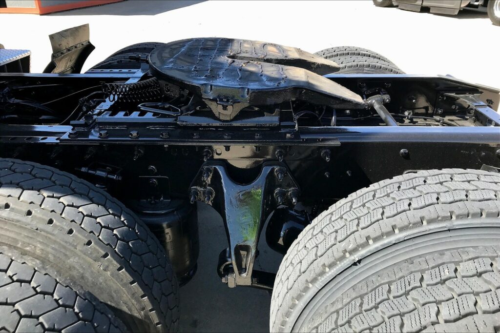 2022 INT LT625 6×4 Sleeper