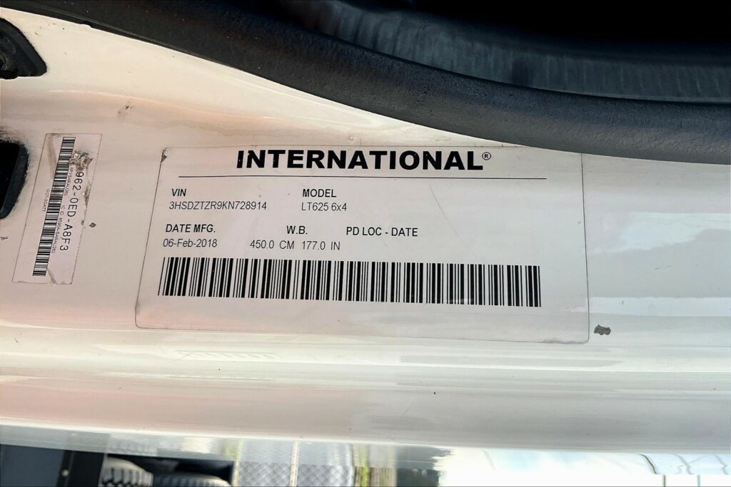 2019 INT LT625 6×4 Day Cab
