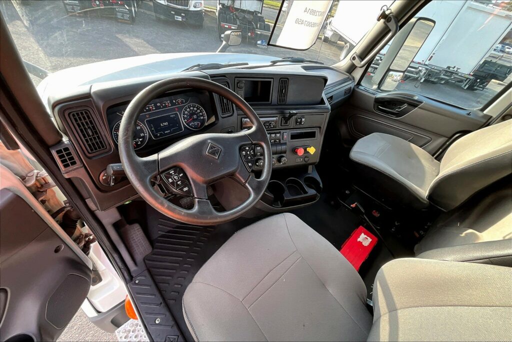 2019 INT LT625 6×4 Day Cab