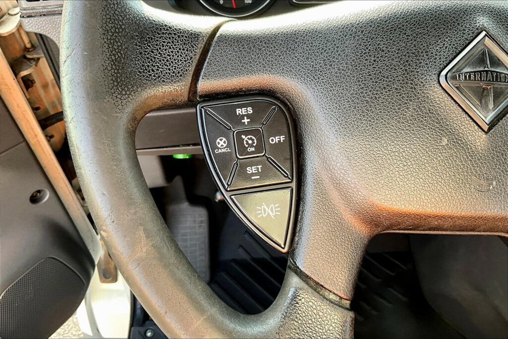 2019 INT LT625 6×4 Day Cab