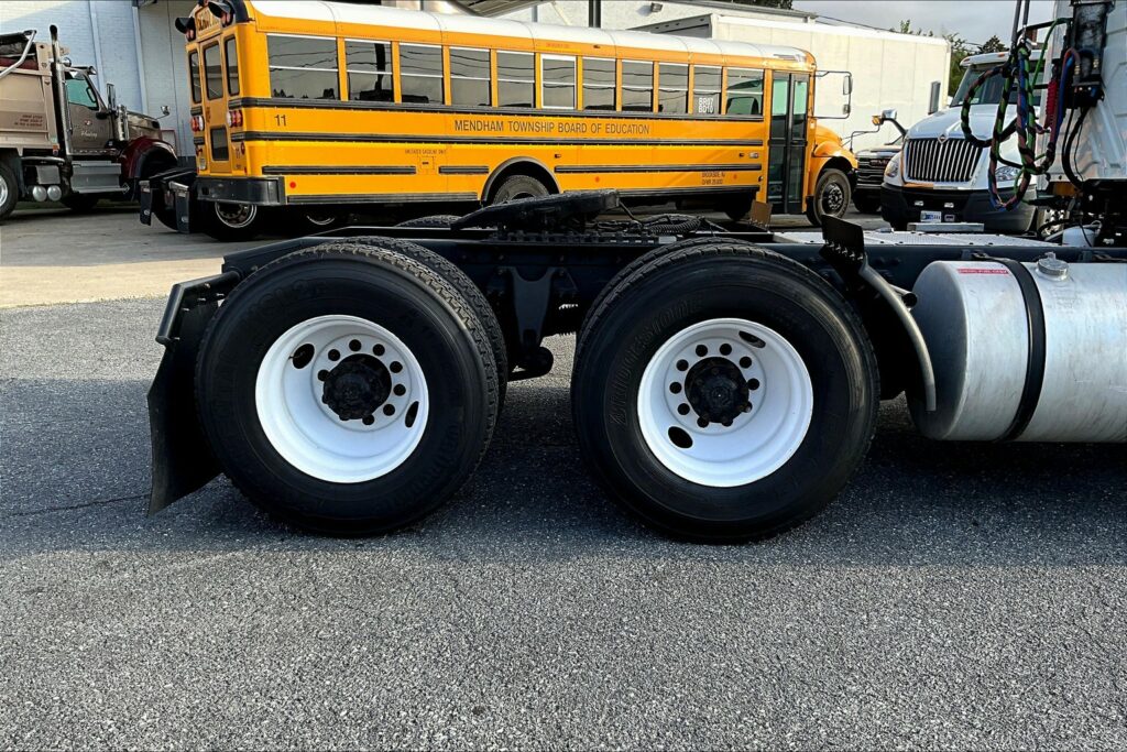 2019 INT LT625 6×4 Day Cab