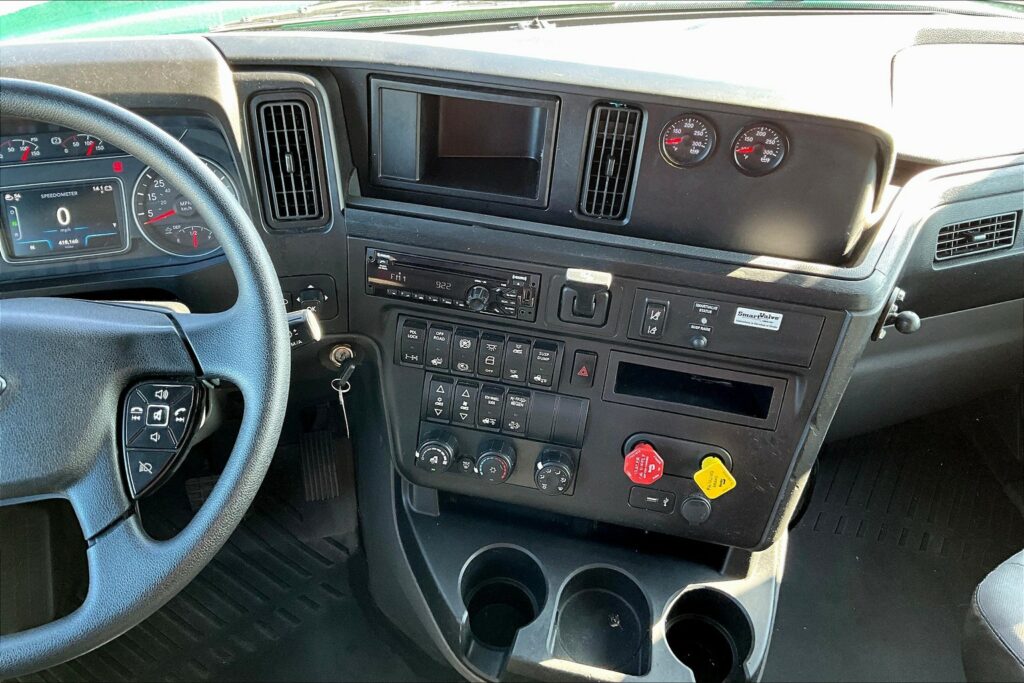 2021 INT LT625 6×4 Sleeper