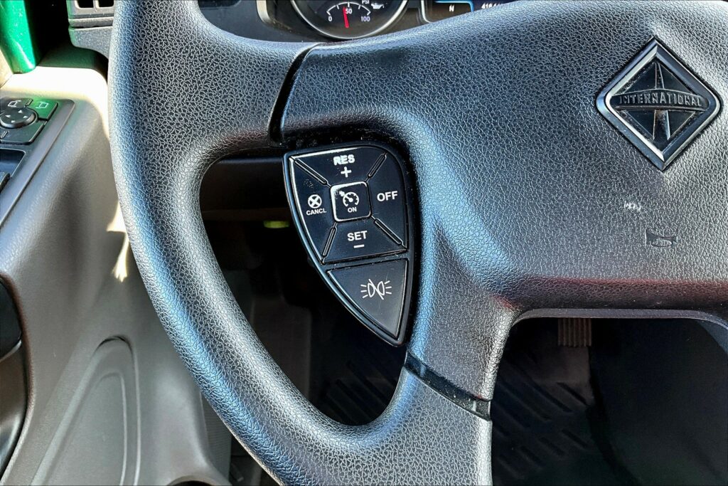 2021 INT LT625 6×4 Sleeper