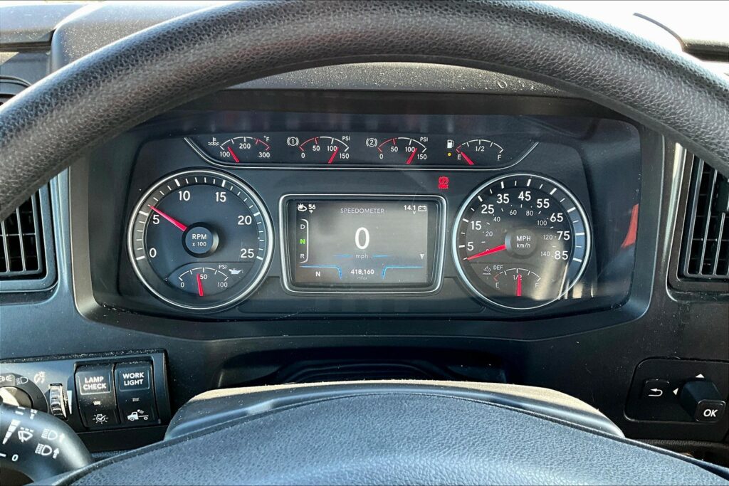 2021 INT LT625 6×4 Sleeper