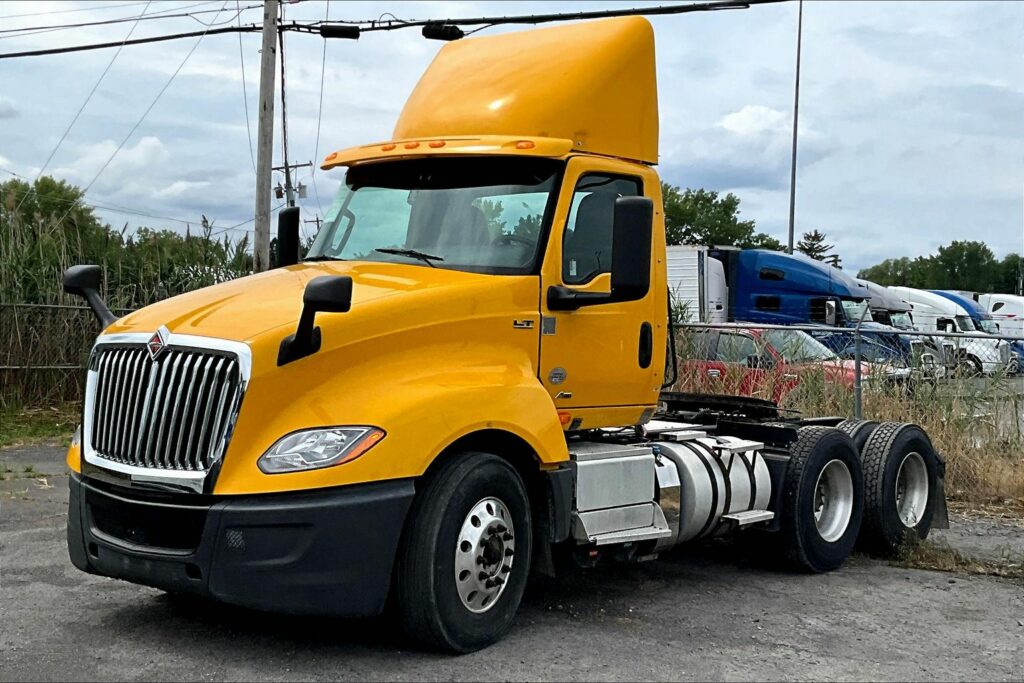 2019 INT LT625 6×4 Day Cab
