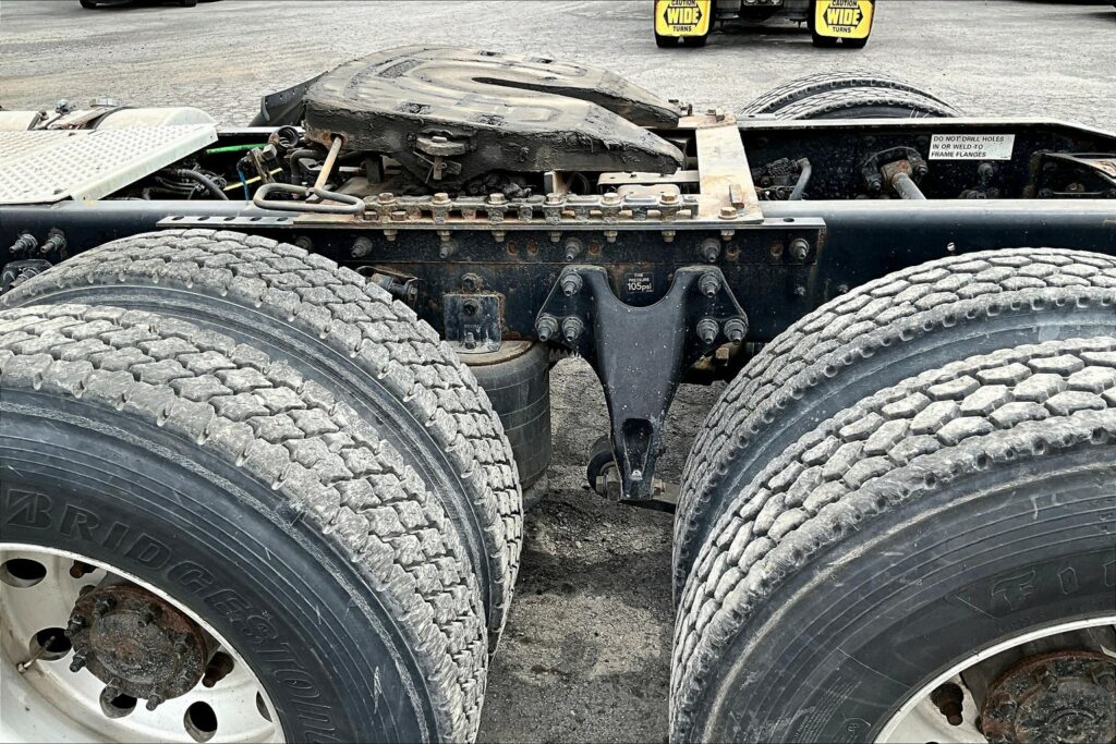 2019 INT LT625 6×4 Day Cab