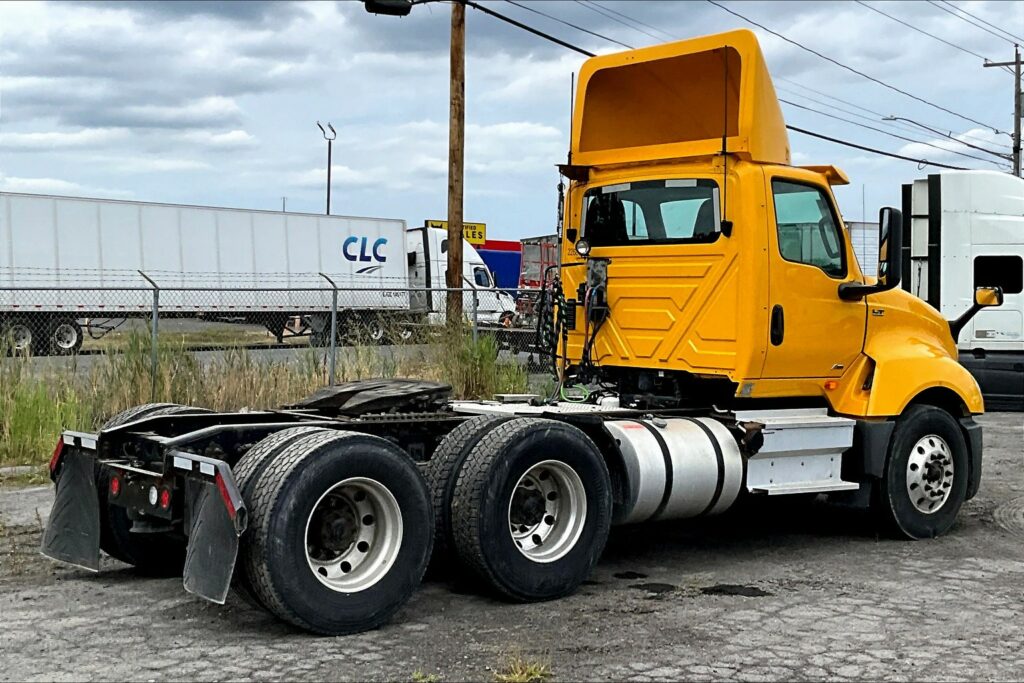 2019 INT LT625 6×4 Day Cab