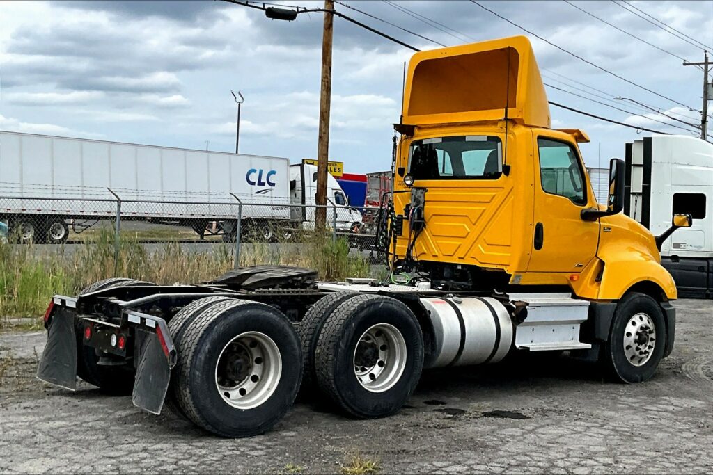 2019 INT LT625 6×4 Day Cab