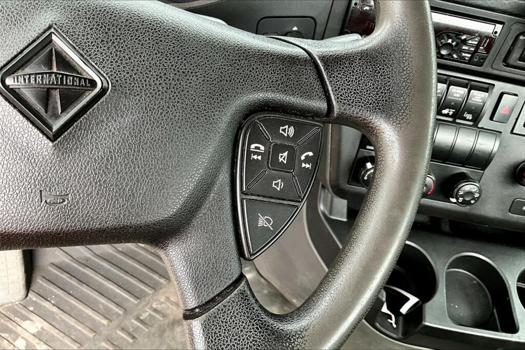 2019 INT LT625 6×4 Day Cab