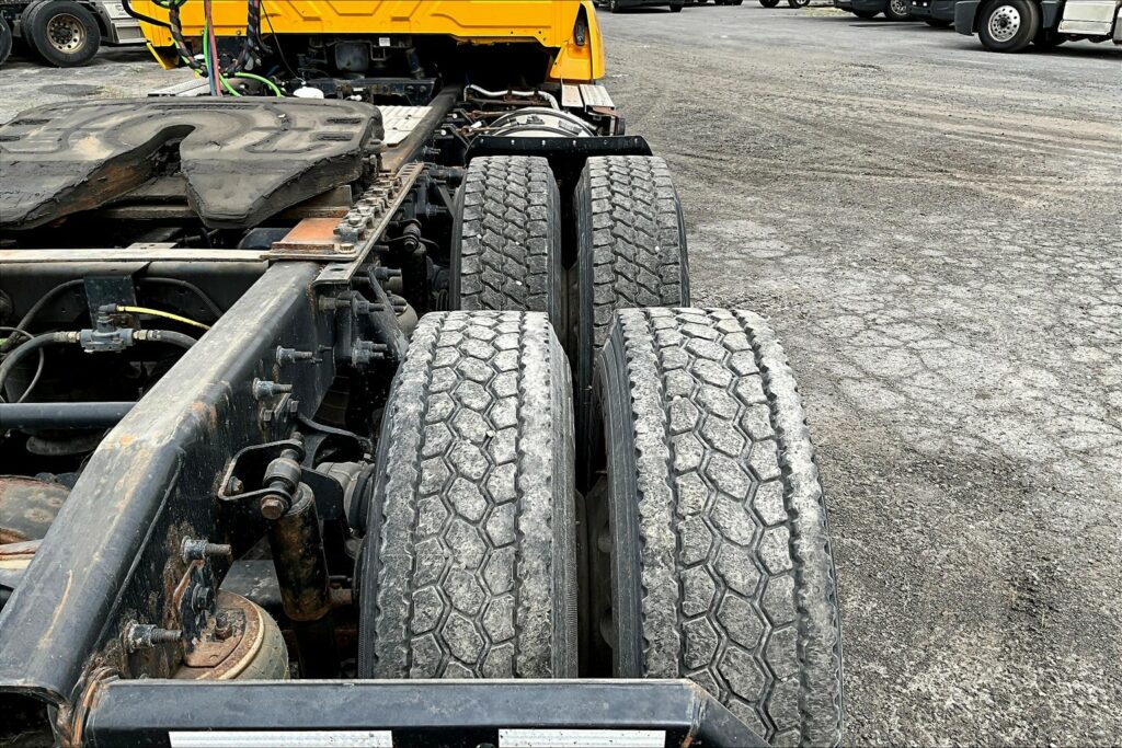 2019 INT LT625 6×4 Day Cab