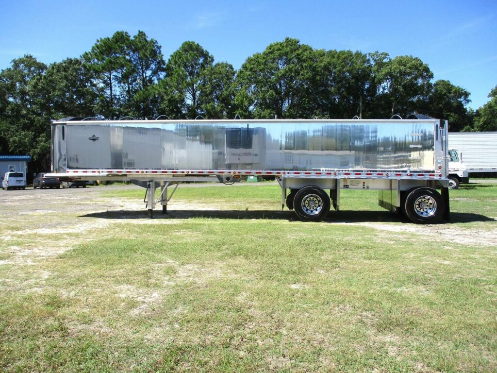 2026 Trailstar 39X84X60 FRAMELESS DROP DOWN FENDER BEDLINER MANDO