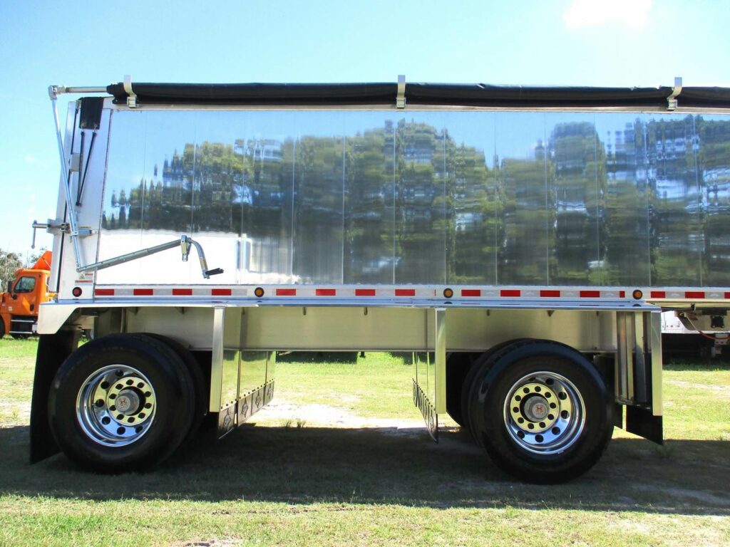 2026 Trailstar 39X84X60 FRAMELESS DROP DOWN FENDER BEDLINER MANDO