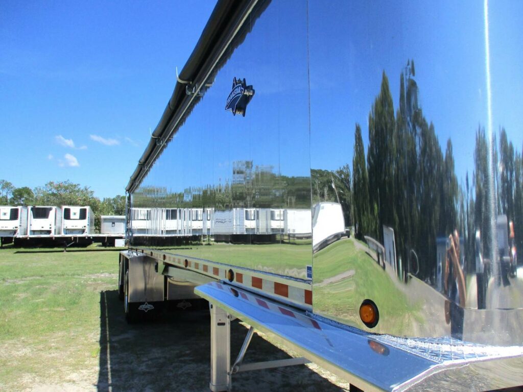 2026 Trailstar 39X84X60 FRAMELESS DROP DOWN FENDER BEDLINER MANDO