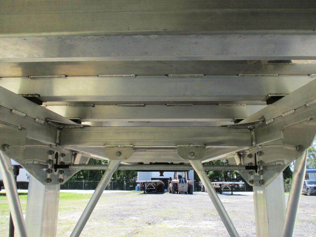 2026 Trailstar 39X84X60 FRAMELESS DROP DOWN FENDER BEDLINER MANDO