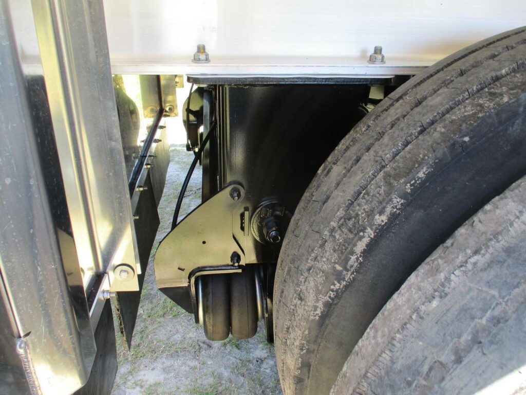 2026 Trailstar 39X84X60 FRAMELESS DROP DOWN FENDER BEDLINER MANDO