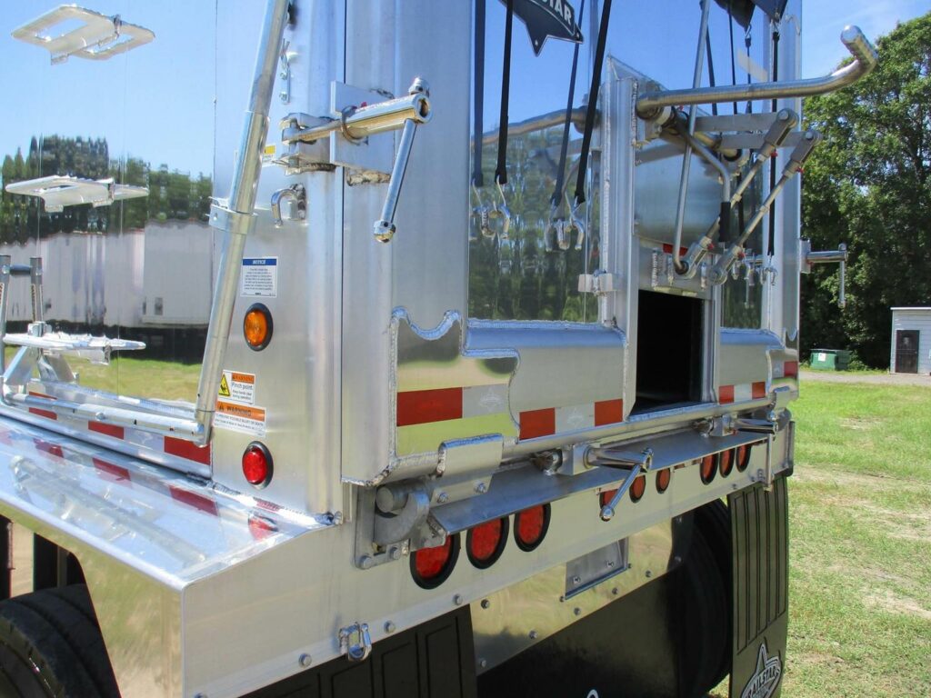 2026 Trailstar 39X84X60 FRAMELESS DROP DOWN FENDER BEDLINER MANDO