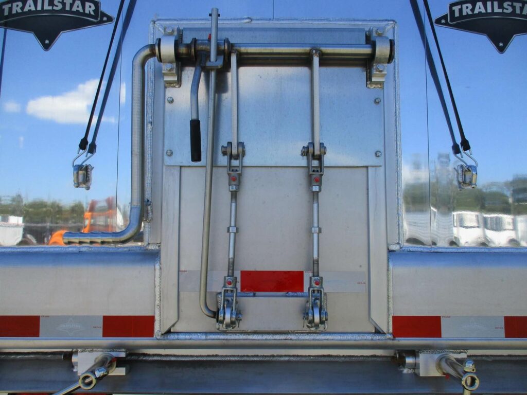 2026 Trailstar 39X84X60 FRAMELESS DROP DOWN FENDER BEDLINER MANDO