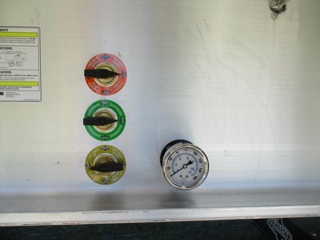 2026 Trailstar 39X84X60 FRAMELESS DROP DOWN FENDER BEDLINER MANDO