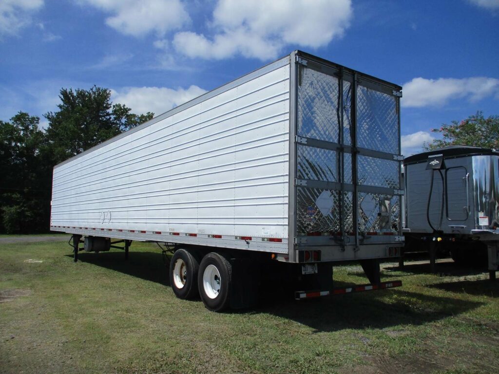 2009 UTILITY CARRIER 2100A UNIT WITH 27,466 HOURS