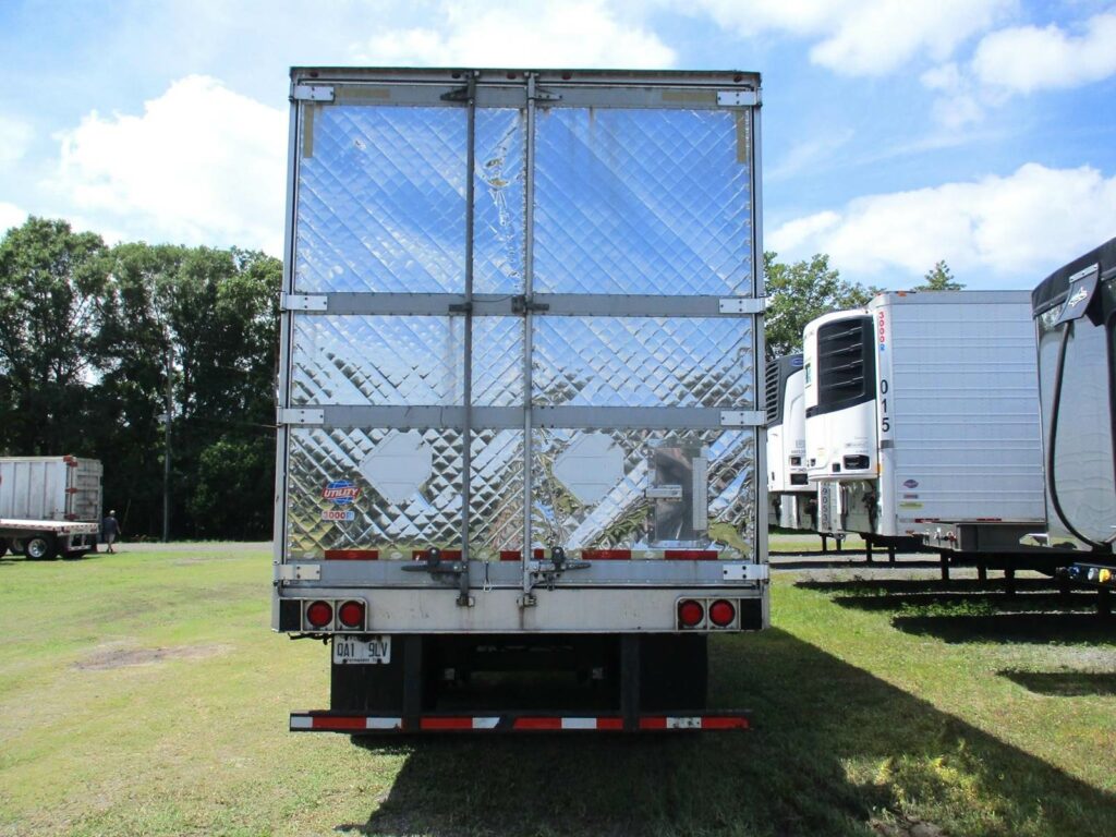 2009 UTILITY CARRIER 2100A UNIT WITH 27,466 HOURS