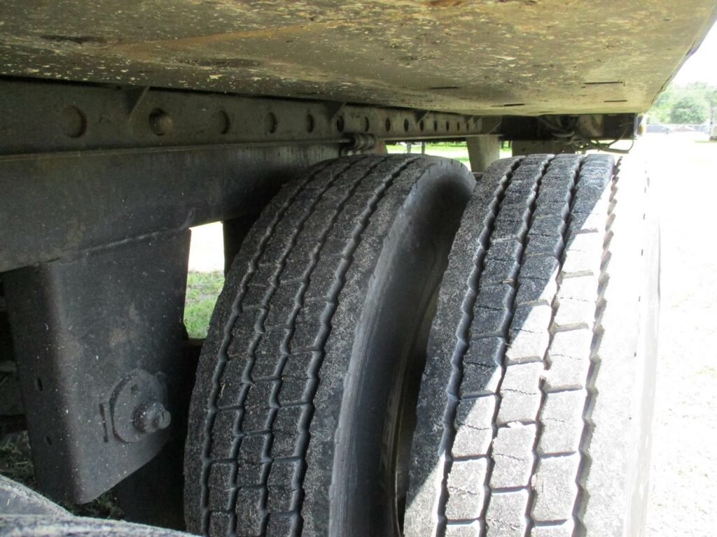 2009 UTILITY CARRIER 2100A UNIT WITH 27,466 HOURS