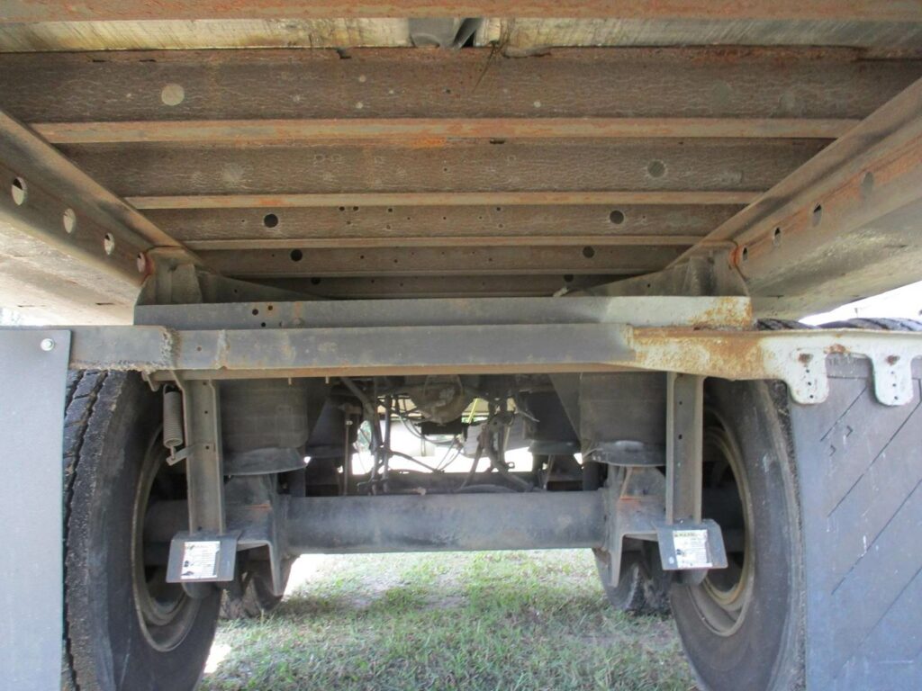 2009 UTILITY CARRIER 2100A UNIT WITH 27,466 HOURS