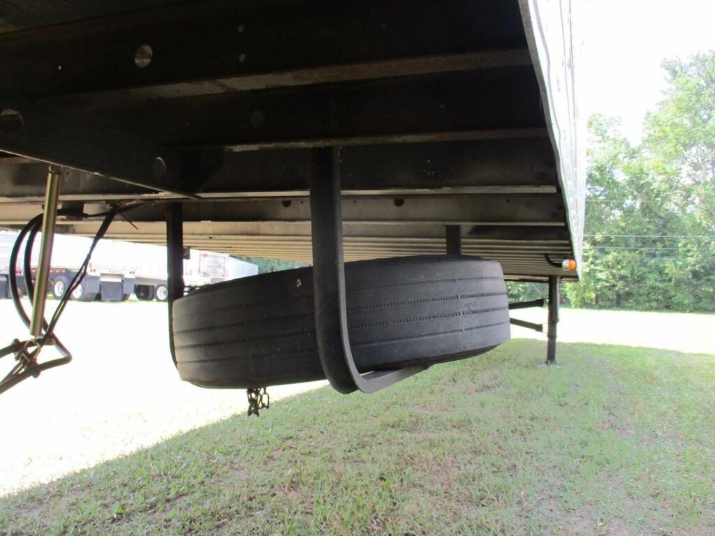 2009 UTILITY CARRIER 2100A UNIT WITH 27,466 HOURS